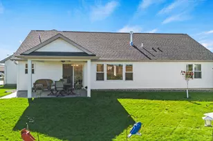 1895 Otter Way, New Richmond, WI 54017 - Photo 5