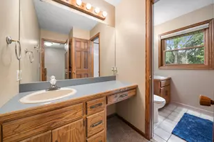 824 Springhill Dr, Burnsville, MN 55306 - Photo 37
