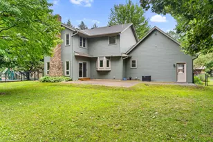824 Springhill Dr, Burnsville, MN 55306 - Photo 57