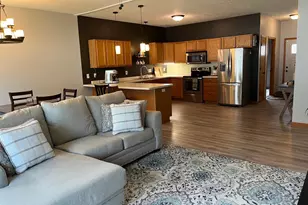 5157 Weatherstone Dr NW, Rochester, MN 55901 - Photo 3
