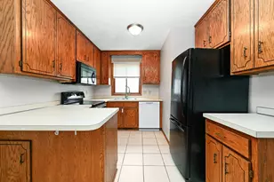11124 Drake St NW, Coon Rapids, MN 55433 - Photo 5