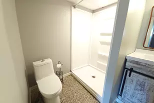 1105 10th St N, Fargo, ND 58102 - Photo 19