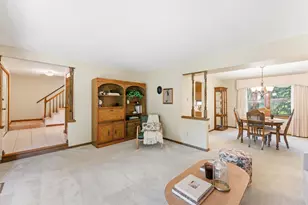 9903 Balmoral Ln, Eden Prairie, MN 55347 - Photo 7