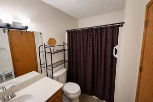 940 Douglas Ct, Anoka, MN 55303 - Photo 19
