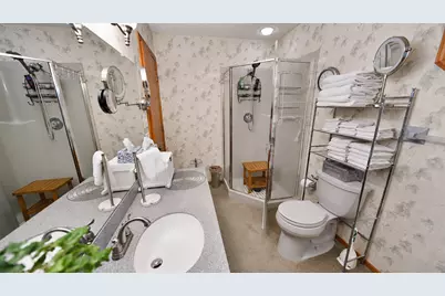 940 Douglas Court, Anoka, MN 55303 - Photo 23