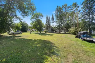 308 Arlington Rd, Hoyt Lakes, MN 55750 - Photo 15