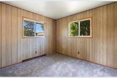 308 Arlington Rd, Hoyt Lakes, MN 55750 - Photo 5