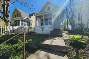 1274 Edgerton St, Saint Paul, MN 55130 - Photo 1