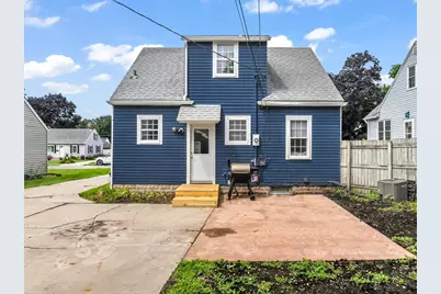 1202 12th Avenue NE, Rochester, MN 55906 - Photo 3
