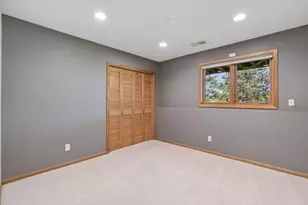 10631 Niblick Ln, Eden Prairie, MN 55347 - Photo 41