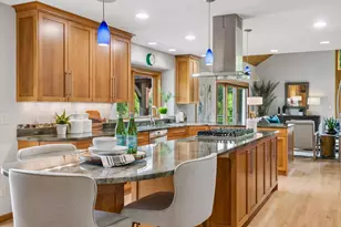 10631 Niblick Ln, Eden Prairie, MN 55347 - Photo 13
