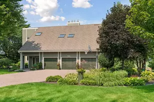 10631 Niblick Ln, Eden Prairie, MN 55347 - Photo 59