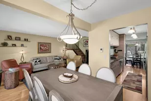 10203 Scarborough Rd, Bloomington, MN 55437 - Photo 7