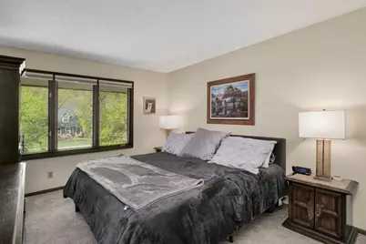 10203 Scarborough Road, Bloomington, MN 55437 - Photo 17