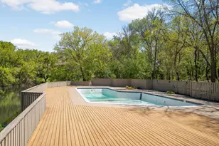 10203 Scarborough Rd, Bloomington, MN 55437 - Photo 25