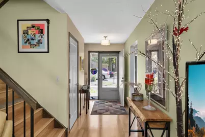 10203 Scarborough Road, Bloomington, MN 55437 - Photo 15