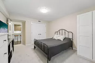 52 Groveland Terrace, Minneapolis, MN 55403 - Photo 17