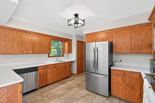 4000 Baker Rd, Minnetonka, MN 55305 - Photo 7