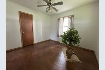 222 Center Avenue W, Clara City, MN 56222 - Photo 15