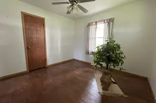 222 Center Ave W, Clara City, MN 56222 - Photo 15