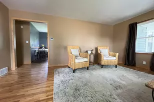 222 Center Ave W, Clara City, MN 56222 - Photo 7