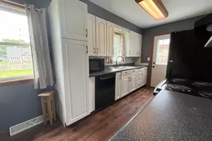 222 Center Ave W, Clara City, MN 56222 - Photo 11