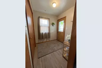 222 Center Avenue W, Clara City, MN 56222 - Photo 21