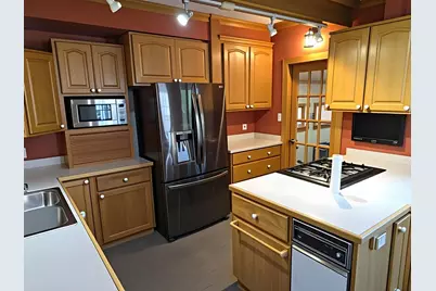 806 E 36th Street, Minneapolis, MN 55407 - Photo 13
