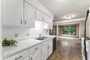 1232 Woodley St E, Northfield, MN 55057 - Photo 15