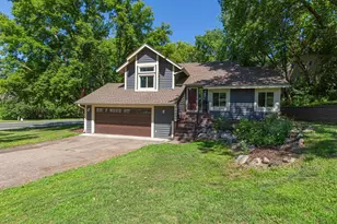 13628 Vincent Cir, Burnsville, MN 55337 - Photo 3