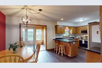 635 NW 6th Street NW, Plainview, MN 55964 - Photo 7