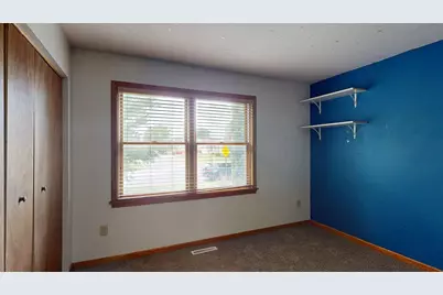 635 NW 6th Street NW, Plainview, MN 55964 - Photo 19