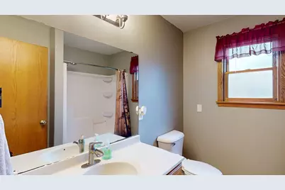 635 NW 6th Street NW, Plainview, MN 55964 - Photo 21