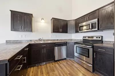 1590 35th Avenue S, Moorhead, MN 56560 - Photo 9