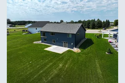 5113 Patriot Court NE, Alexandria, MN 56308 - Photo 3
