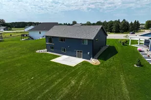 5113 Patriot Ct NE, Alexandria, MN 56308 - Photo 3