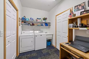 2013 Stahlke Way, Chaska, MN 55318 - Photo 21