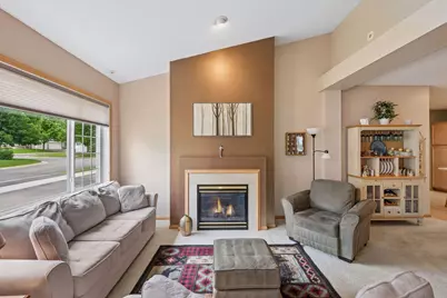 2013 Stahlke Way, Chaska, MN 55318 - Photo 7