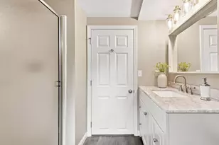 25715 Wildrose Ln, Excelsior, MN 55331 - Photo 53