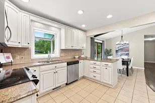 25715 Wildrose Ln, Excelsior, MN 55331 - Photo 21