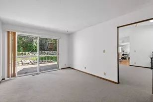 6066 Blake Ridge Rd, Edina, MN 55436 - Photo 17