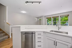 600 N 2nd St, Minneapolis, MN 55401 - Photo 17