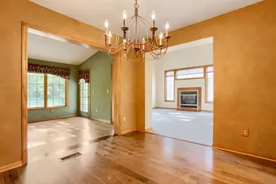 1896 Beebe Road, Maplewood, MN 55109 - Photo 5