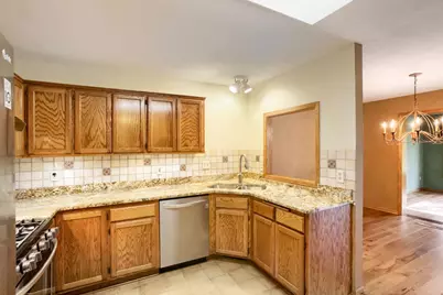 1896 Beebe Road, Maplewood, MN 55109 - Photo 7