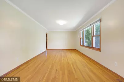 1066 Beatrice Street, Eagan, MN 55065 - Photo 5