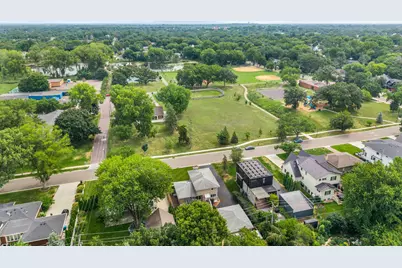 4102 Grimes Avenue S, Edina, MN 55416 - Photo 55