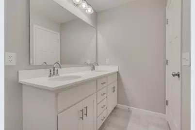 4707 4th Street Loop NE, Saint Cloud, MN 56304 - Photo 7