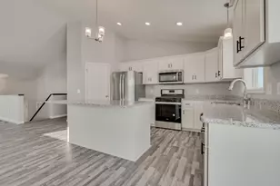 4707 4th St Loop NE, Saint Cloud, MN 56304 - Photo 5