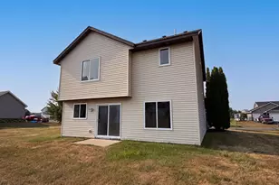 2197 11th Ave SE, Cambridge, MN 55008 - Photo 5