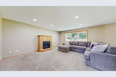 15430 Yakima Street NW, Ramsey, MN 55303 - Photo 9